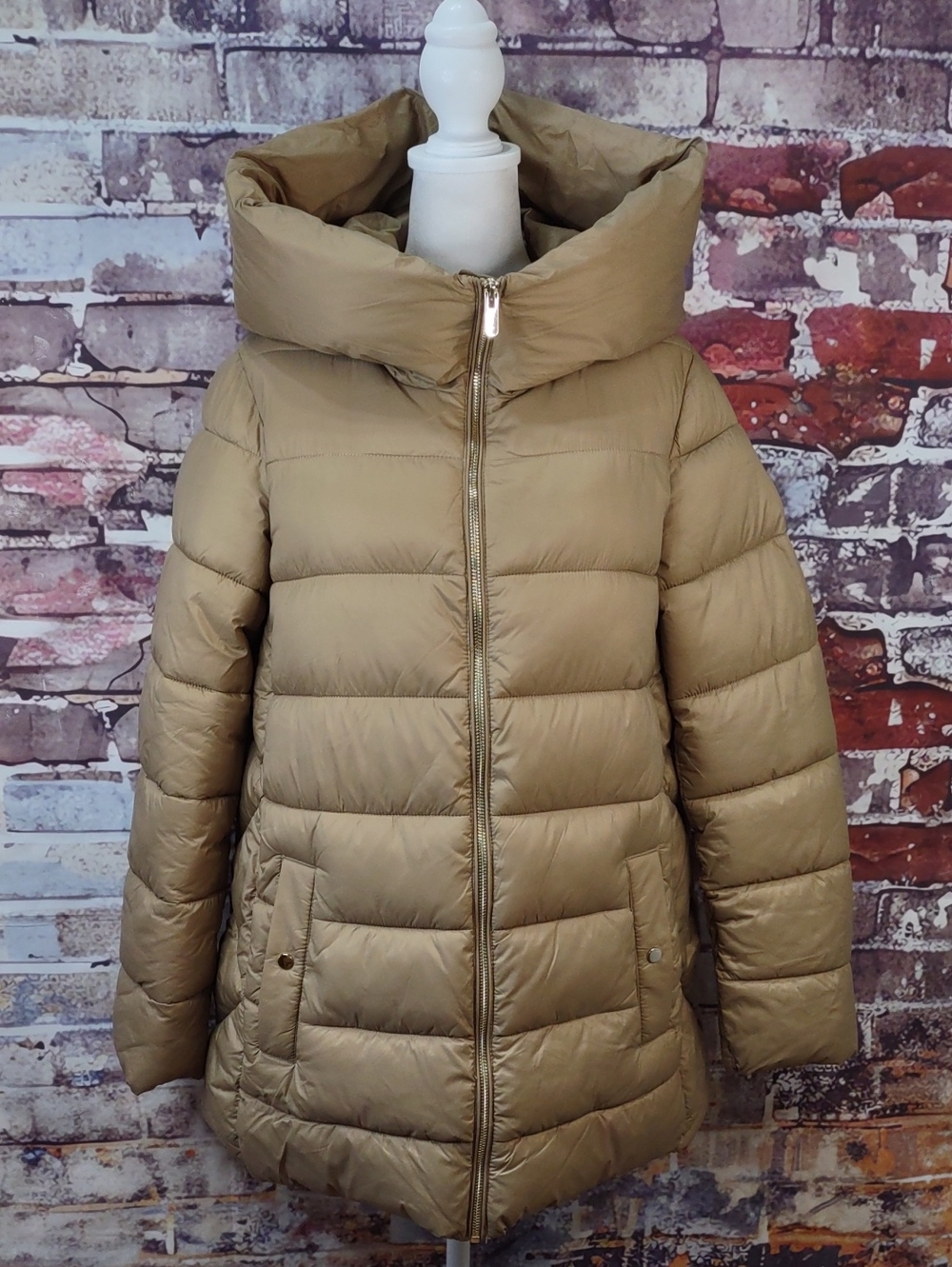 Vero Moda Lightweight Puffer Jacket w/Hood
